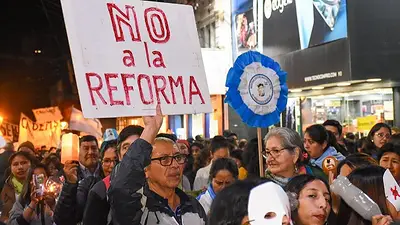 Pueblos indígenas de Jujuy marchan hacia Buenos Aires en protesta contra la reforma constitucional Pueblos indígenas de Jujuy marchan hacia Buenos Aires en protesta contra la reforma constitucional