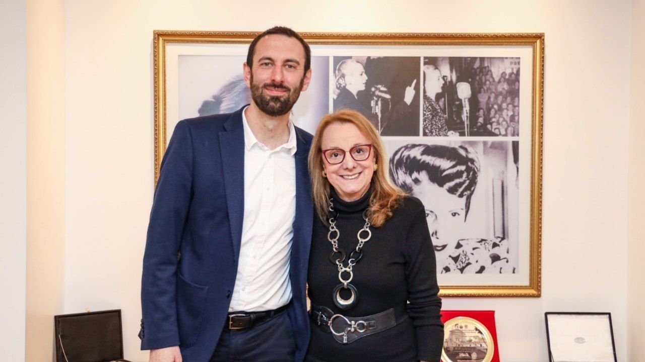 Alicia Kirchner recibió al precandidato a intendente de Hurlingham, Damián Selci