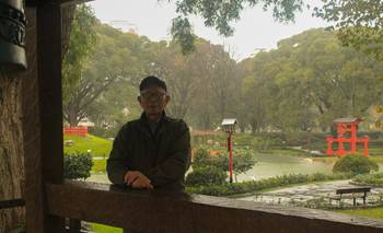 Minoru Tajima, el guardián del Jardín Japonés que conoce los secretos de las flores | Historias de vida