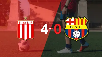 Estudiantes goleó a Barcelona y pasó a Octavos de Final Estudiantes goleó a Barcelona y pasó a Octavos de Final