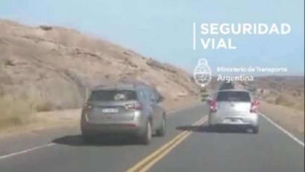 Video: la peligrosa maniobra de un conductor en Córdoba que pudo terminar en tragedia