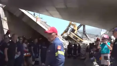Se derrumbó un puente en construcción en Grecia: hay un muerto y personas atrapadas Se derrumbó un puente en construcción en Grecia: hay un muerto y personas atrapadas