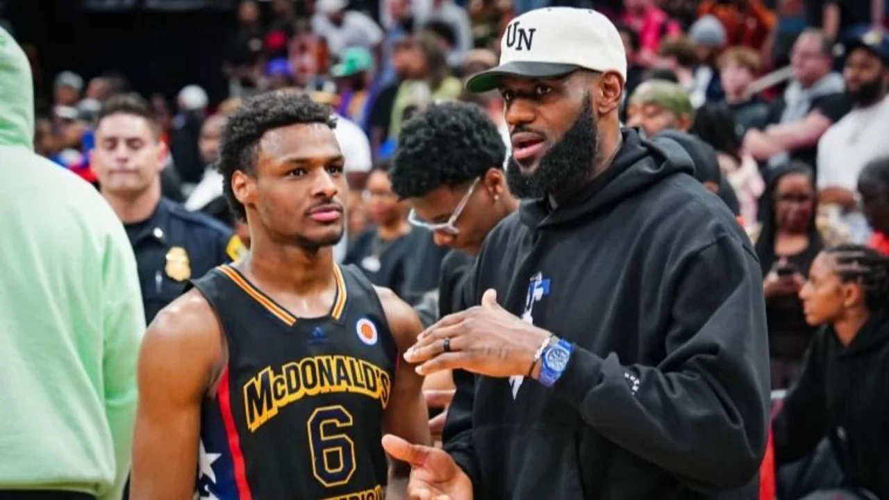 Bronny James LeBron James NBA Básquet