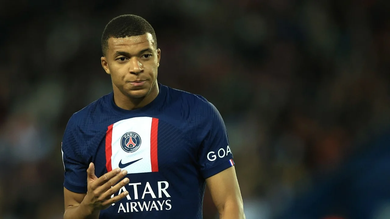 Kylian Mbappé rechazó una megamillonaria oferta de Arabia: cuánta plata era