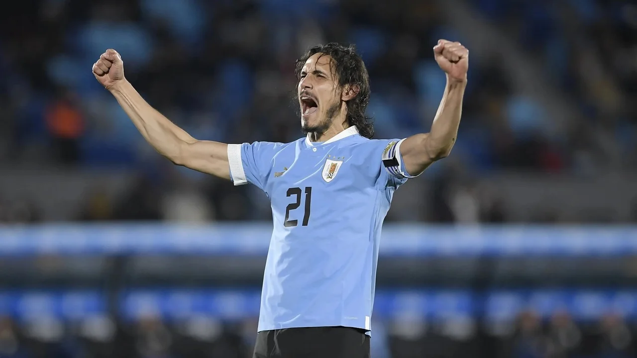 Cavani será jugador de Boca y se espera que el lunes pueda firmar su contrato