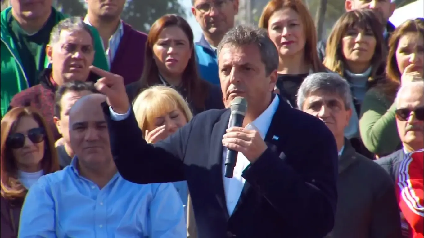 Sergio Massa protagonizó un acto multitudinario en Tucumán