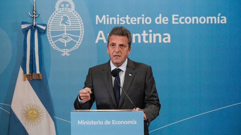 Massa, sobre el pago al FMI: "No se tocará un solo dólar de las reservas"