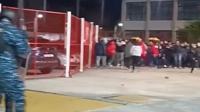 Fuego cruzado: Provincia acusó a Independiente por los incidentes en el estadio