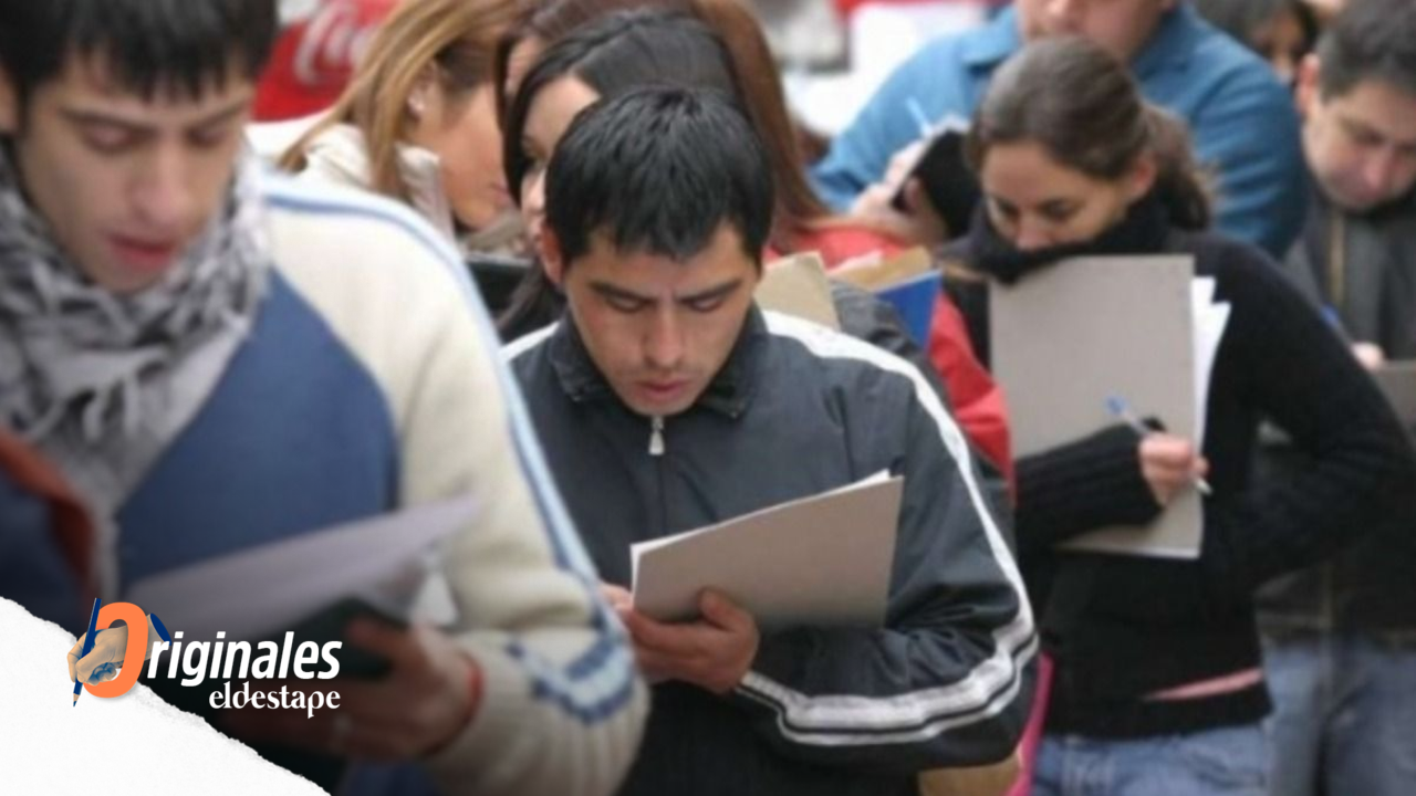Los jóvenes y las elecciones 2023: las demandas a la política, el futuro y los modos de informarse para las PASO