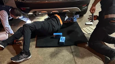 Un transformer paraguayo por casi $ 8.000.000: cómo fue el operativo de la Aduana para frenar el contrabando Un transformer paraguayo por casi $ 8.000.000: cómo fue el operativo de la Aduana para frenar el contrabando