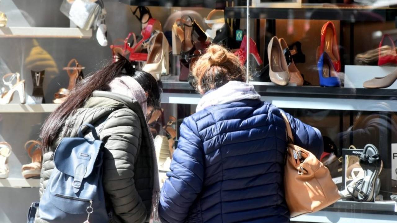 Crisis económica sin piso: las ventas en comercios y shoppings cayeron un 14% en mayo