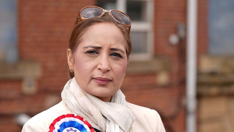 Candidatos independientes británicos intentan canalizar la ira de los votantes musulmanes por Gaza