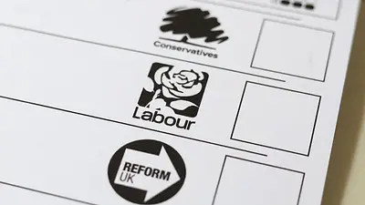 Las elecciones británicas dan esperanzas a las personas migrantes que votan por primera vez Las elecciones británicas dan esperanzas a las personas migrantes que votan por primera vez