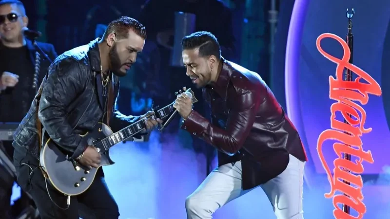 Romeo Santos.