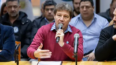 Melella repudió la intención del Reino Unido de extraer petróleo en Malvinas: "Accionar ilegal" Melella repudió la intención del Reino Unido de extraer petróleo en Malvinas: "Accionar ilegal"