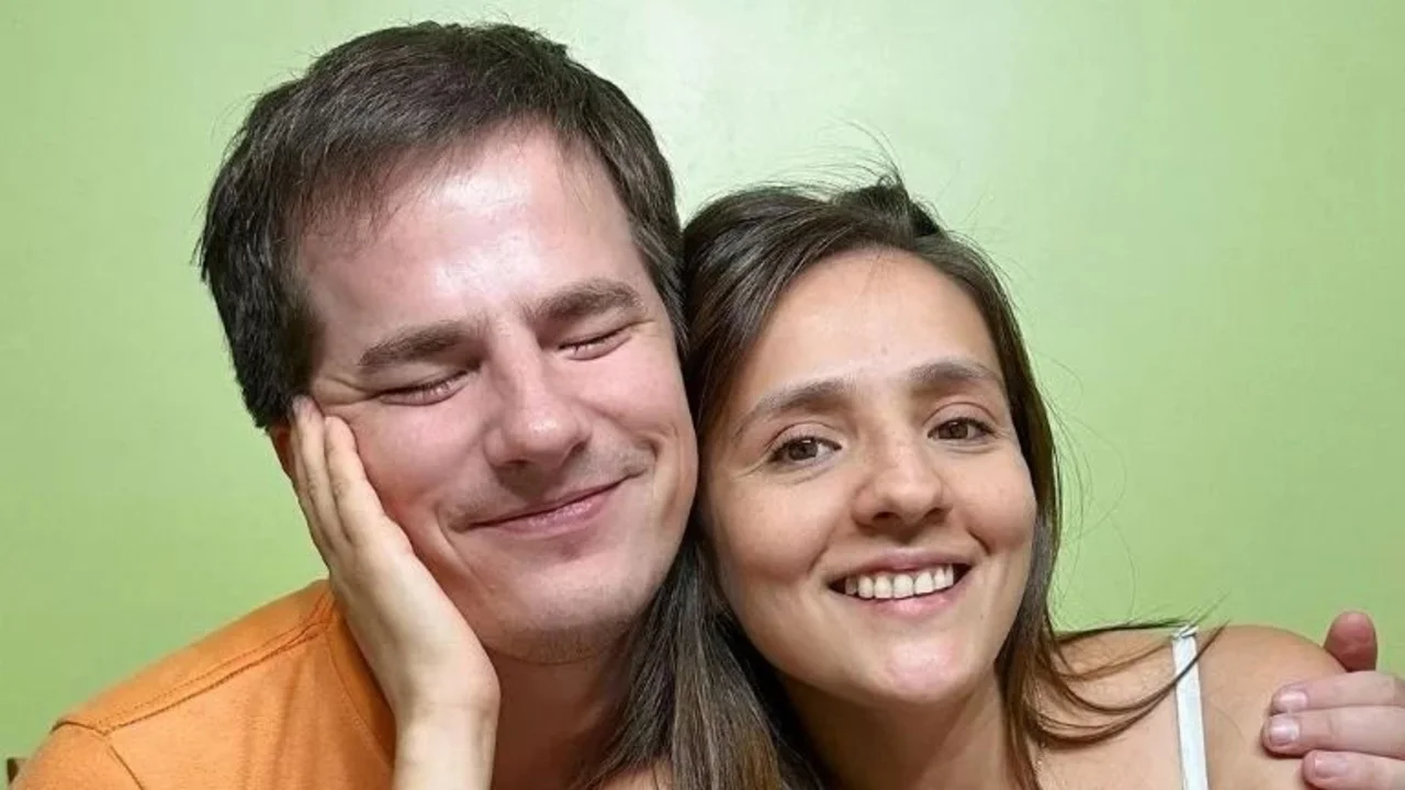 Nahuel Pennisi con su mujer