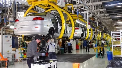 Córdoba sufre la crisis automotriz: caída de ventas y suspensiones en los primeros seis meses de Milei Córdoba sufre la crisis automotriz: caída de ventas y suspensiones en los primeros seis meses de Milei