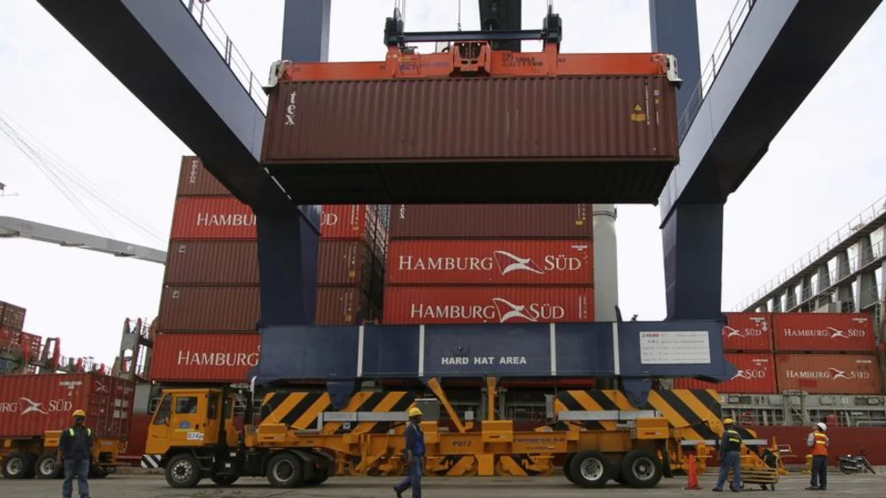 Valor de exportaciones de Colombia cae en mayo