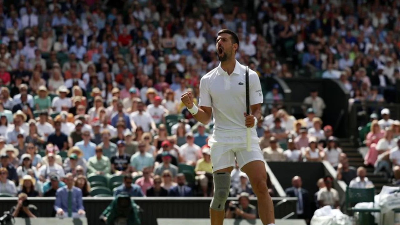 Djokovic ya está en tercera ronda de Wimbledon, argentino Comesaña vuelve a ganar