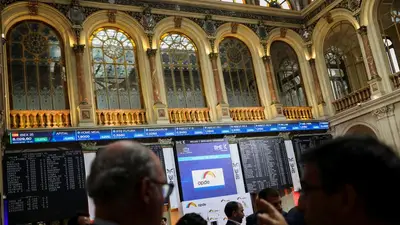 El IBEX 35 abre sin cambios a la espera de los datos de empleo de EEUU y las elecciones francesas El IBEX 35 abre sin cambios a la espera de los datos de empleo de EEUU y las elecciones francesas