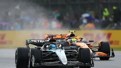 Russell lidera el 1-2-3 británico en las últimas prácticas para el Gran Premio del Reino Unido Russell lidera el 1-2-3 británico en las últimas prácticas para el Gran Premio del Reino Unido
