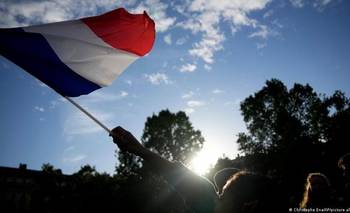 Del miedo al alivio y el festejo: la izquierda frenó a Le Pen y ganó en Francia | Elecciones en francia