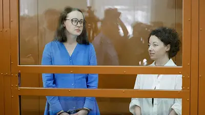 Rusia condena a seis años de cárcel a una directora y a una dramaturga por "apología del terrorismo" Rusia condena a seis años de cárcel a una directora y a una dramaturga por "apología del terrorismo"