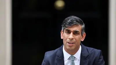 Sunak nombra un gabinete "en la sombra" tras su histórica derrota electoral Sunak nombra un gabinete "en la sombra" tras su histórica derrota electoral