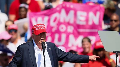 La plataforma republicana respaldada por Trump modera el lenguaje sobre el aborto La plataforma republicana respaldada por Trump modera el lenguaje sobre el aborto