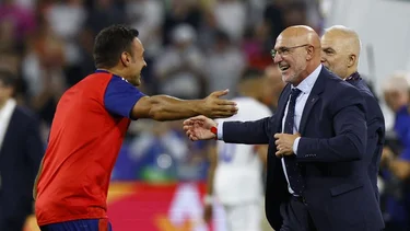 El seleccionador De la Fuente alaba el "espíritu de superación" de España