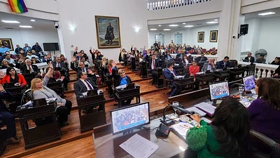 El Gobierno de La Rioja se prepara para la jura de la nueva Constitución provincial: los detalles de la previa El Gobierno de La Rioja se prepara para la jura de la nueva Constitución provincial: los detalles de la previa