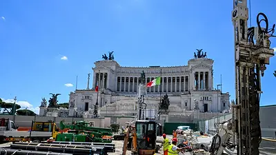 La anticuada Roma se renueva antes de llegada de millones de personas por el Jubileo La anticuada Roma se renueva antes de llegada de millones de personas por el Jubileo