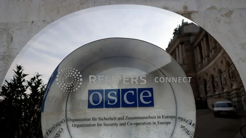 Rusia condena a prisión a un empleado de la OSCE por espionaje en el este de Ucrania