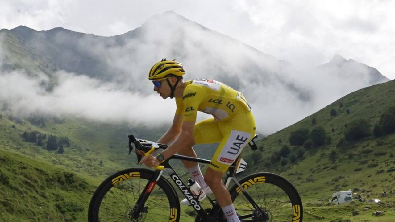 Un imparable Pogacar se impone en solitario en la etapa 14 del Tour de Francia en los Pirineos