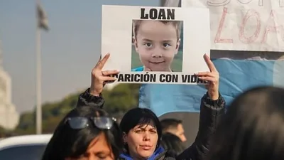 Protestas contra Valdés en Corrientes y en el centro porteño por la desaparición de Loan: "Perdimos el miedo" Protestas contra Valdés en Corrientes y en el centro porteño por la desaparición de Loan: "Perdimos el miedo"