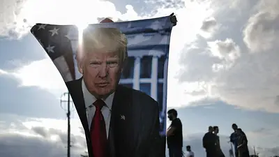 Trump sigue adelante con su candidatura a la Casa Blanca tras sobrevivir a tiroteo Trump sigue adelante con su candidatura a la Casa Blanca tras sobrevivir a tiroteo