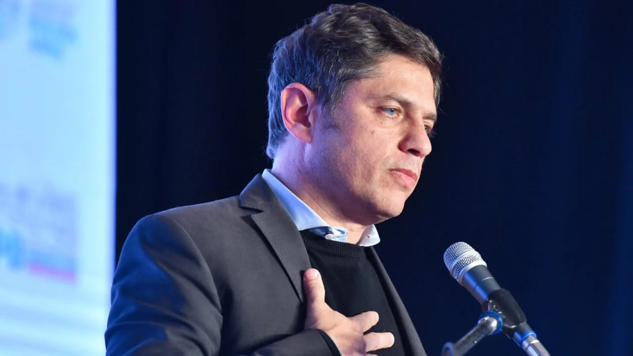 Kicillof cruzó a Milei por las consecuencias del ajuste: "La caída de la ventas es un desastre"