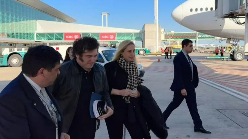 Tras el millonario vuelo en un avión privado, Milei ahora se va a París: Juegos Olímpicos  y reunión con Macron