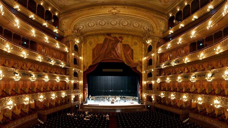 Fotografía del interior del Teatro Colón
