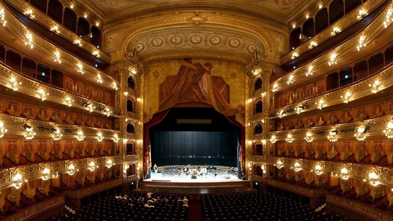 Fotografía del interior del Teatro Colón