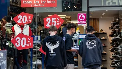 Por la severa crisis, las ventas en Rosario cayeron un 22% en junio: "Combo negativo" Por la severa crisis, las ventas en Rosario cayeron un 22% en junio: "Combo negativo"