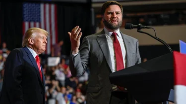 J.D. Vance, electo por Trump para la vicepresidencia, en el punto de mira de la convención republicana
