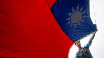 China dice detuvo conversaciones sobre control de armas con EEUU a causa de Taiwán China dice detuvo conversaciones sobre control de armas con EEUU a causa de Taiwán