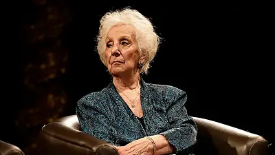 Estela de Carlotto repudió la visita de diputados de La Libertad Avanza a genocidas presos Estela de Carlotto repudió la visita de diputados de La Libertad Avanza a genocidas presos
