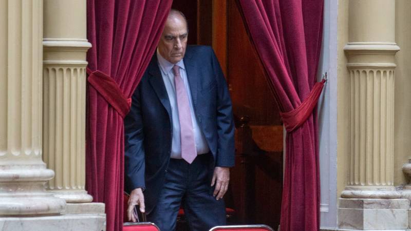 Tras varias derrotas en el Congreso, Francos carpeteó a Macri y negó uso de fondos reservados de la SIDE