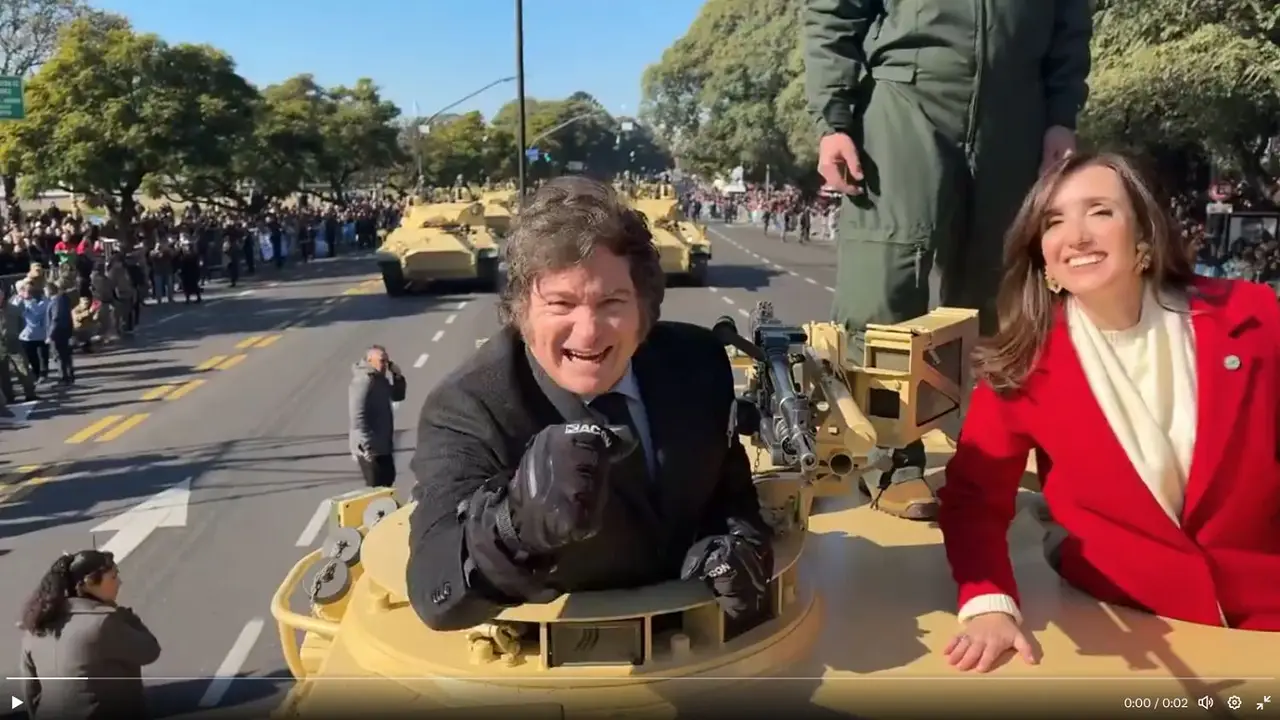¿Cosplay militar o industria para la Defensa?