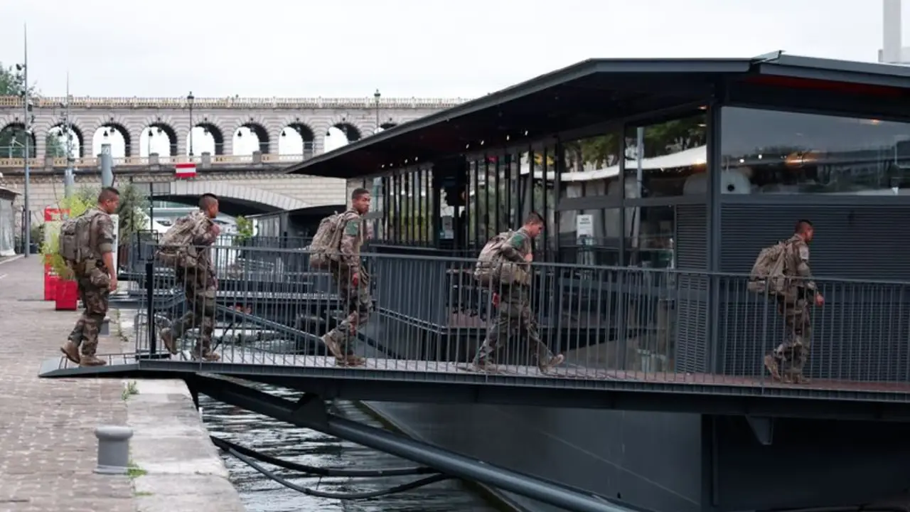 Francia rechaza muchas solicitudes de acreditación para los Juegos por seguridad: ministro