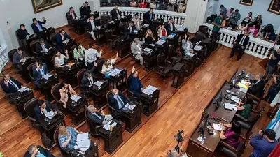 Convencionales constituyentes de La Rioja juraron la nueva Constitución: Quintela prepara un acto con la dirigencia política Convencionales constituyentes de La Rioja juraron la nueva Constitución: Quintela prepara un acto con la dirigencia política