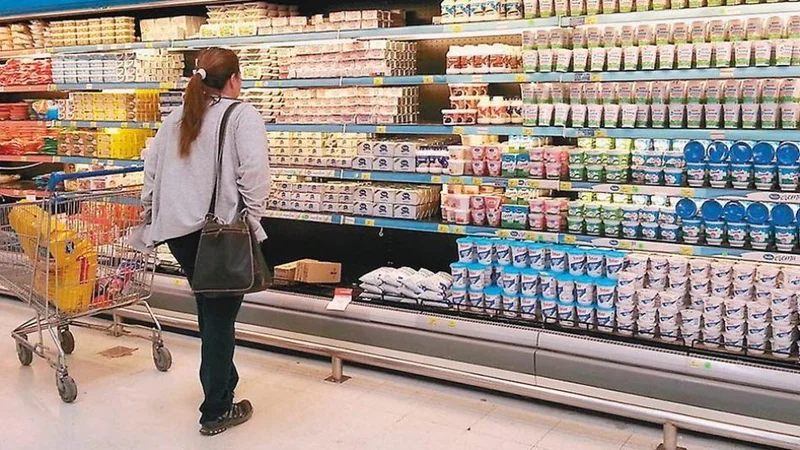 En medio de la recesión, caen las ventas en supermercados de Formosa y crece la participación en las ferias barriales
