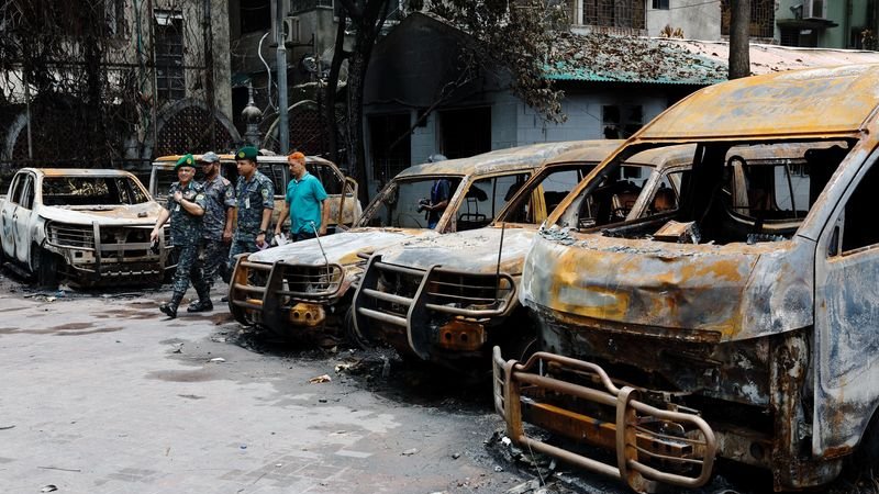 Bangladés aceptará formalmente la sentencia judicial sobre cuotas de empleo tras las protestas